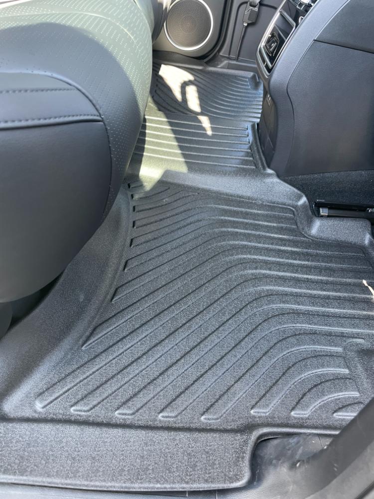 GWM Cannon Alpha – 2024+ – 3D/5D All Weather Moulded Car Floor Mats – Right Hand Drive