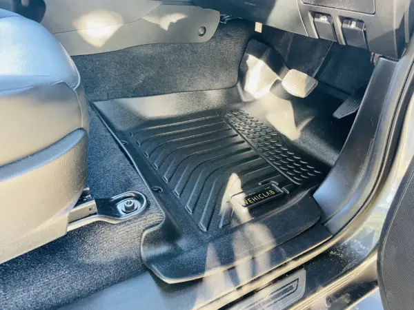 Isuzu D-MAX Dual Cab – 2020 – 2024 – 3D/5D All Weather Car Floor Mats – Right Hand Drive