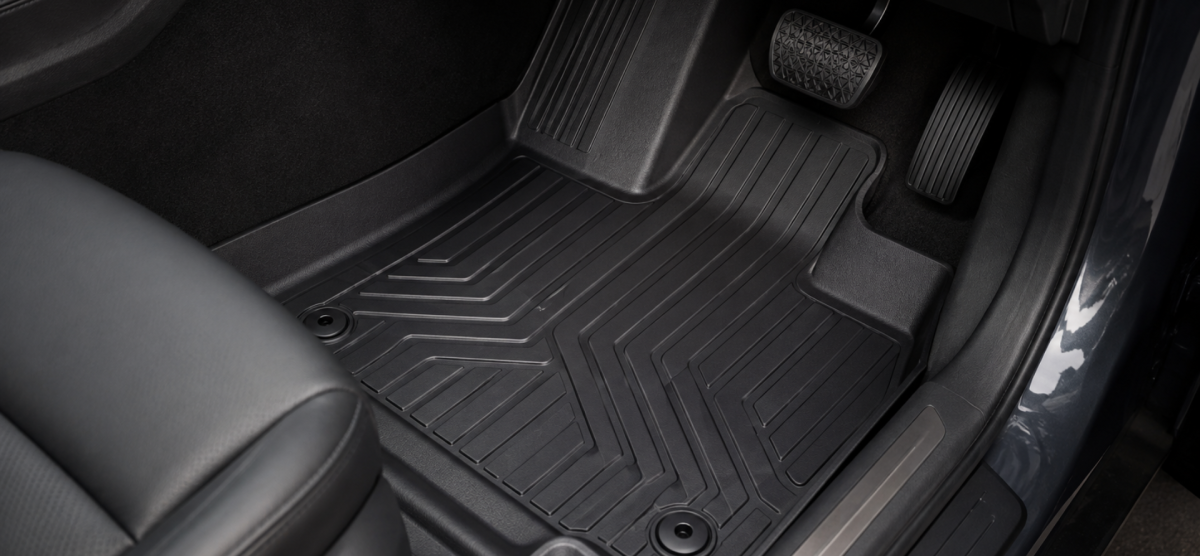 5 Warning Signs It’s Time to Replace Your Car Floor Liners